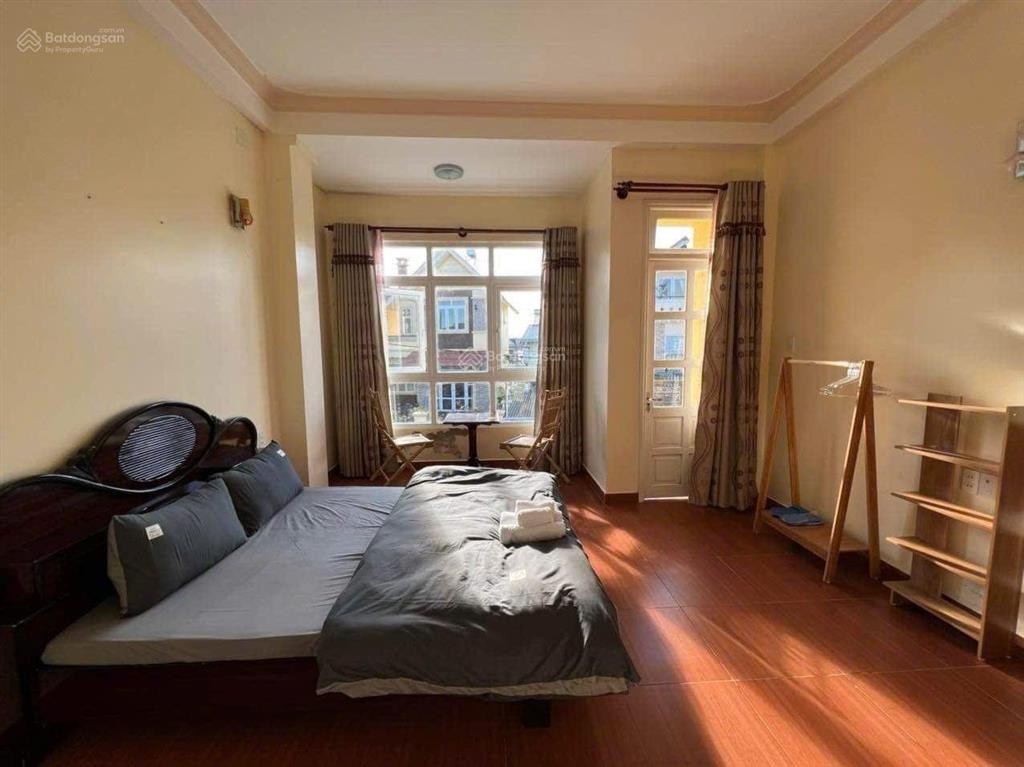 Cho thuê nhà nguyên căn sân đậu xe hơi phường 9 lữ gia đà lạt. uyên 0948 676 ***