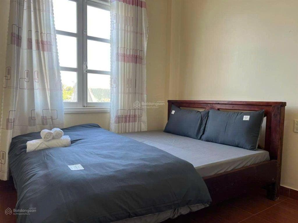 Cho thuê nhà nguyên căn sân đậu xe hơi phường 9 lữ gia đà lạt. uyên 0948 676 ***