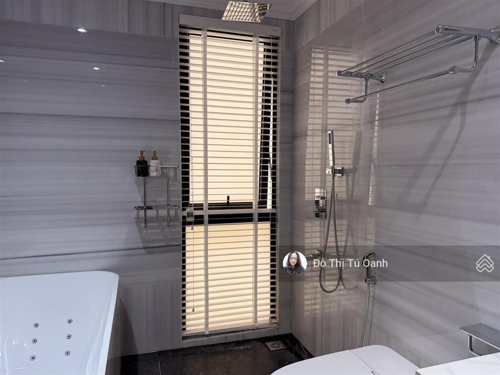 Giữ 40 tỷ trong ngân hàng hay mua căn này để có dòng tiền 700 triệu/năm? bán biệt thự mặt hồ