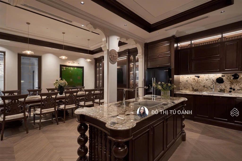 Cần bán gấp biệt thự hà đông 255m2 view vườn hoa, 36 tỷ 5, đầu tư sinh lời cao ngay cọc
