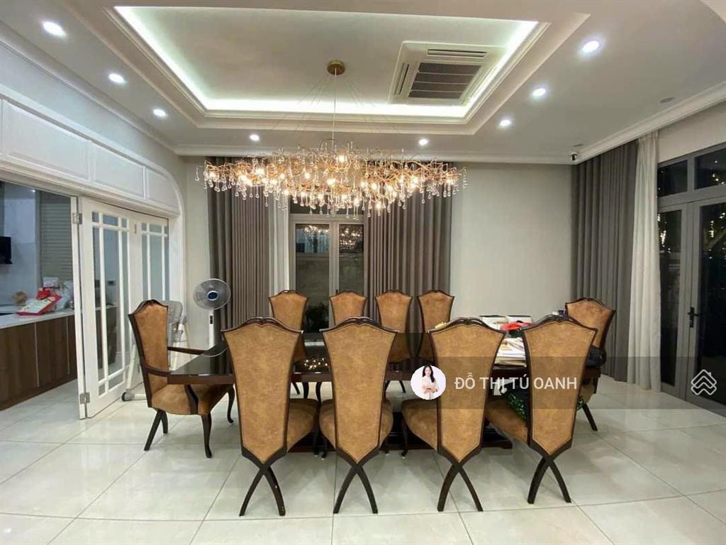 Cần bán nhà biệt thự liền kề geleximco hà đông gấp 160m2mt 8m hoàn thiện tâm huyết giá bán gấp