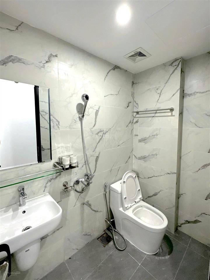 Bán tòa căn hộ dịch vụ cao cấp  chùa láng, đống đa