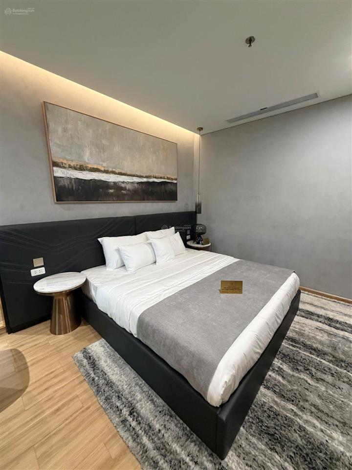 Căn hộ 2 phòng ngủ giá 4,183 tỷ giá hời chung cư, tầm view bể bơi, diện tích 67m2.  0843 237 ***