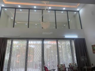 Nhà cho thuê nguyên căn. đường nguyễn gia trí p25 q. bình thạnh 8x20m (3 tầng) 120tr