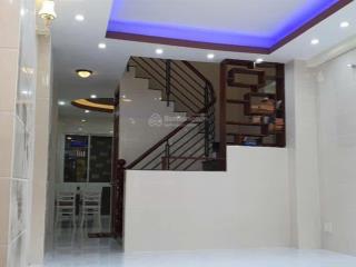 Cho thuê nhà .đường nguyễn trãi quận 1.trệt 3 (5p) giá 26tr