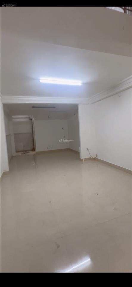 Cho thuê nguyên căn 4,5x27 đường phan văn trị. bình thạnh (3 lầu ) sân thượng 6p.6wc.45tr