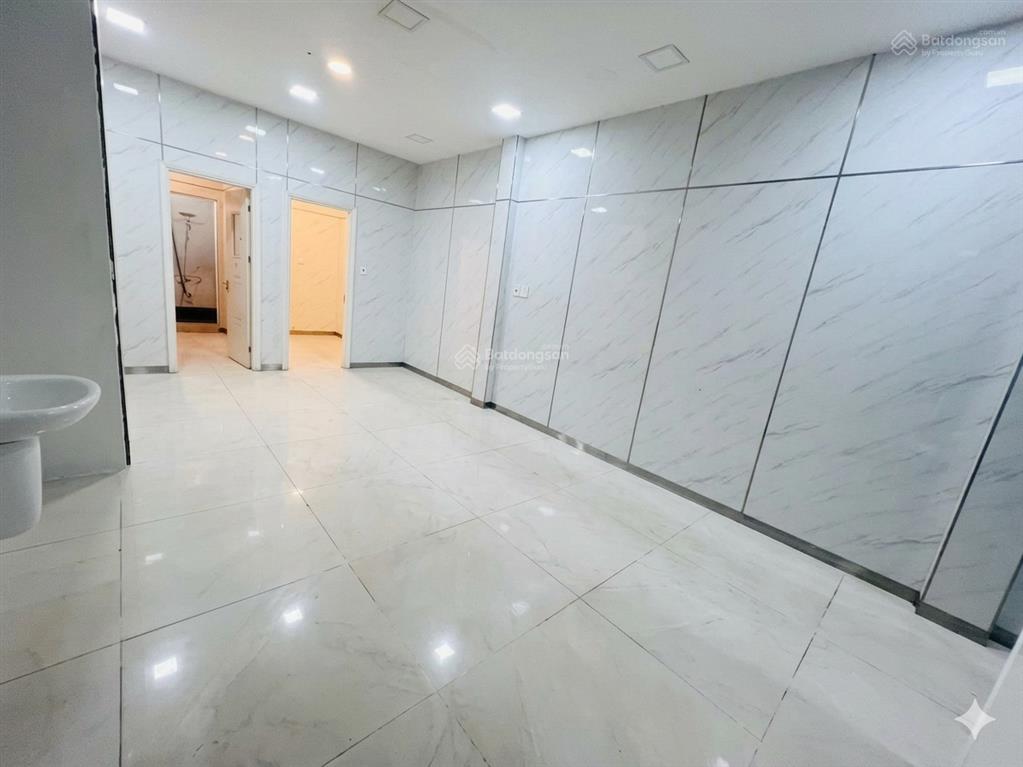 Nhà mặt tiền phạm viết chánh, q. bình thạnh vị trí vàng, trống suốt kinh doanh ngay