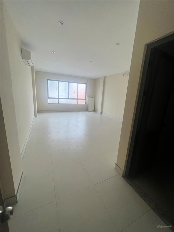 Mặt tiền nguyễn bỉnh khiêm q1 1 trệt 3 lầu st