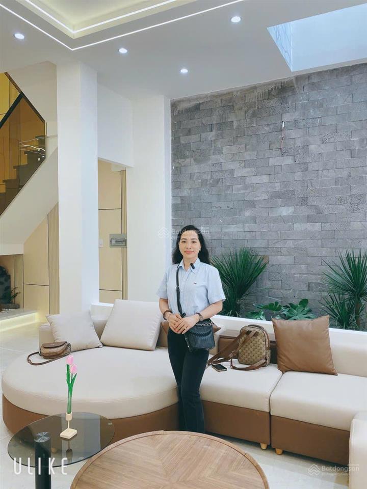 Bán nhà khu tên lửa. bình tân 5 tần hẻm 8m dt 68m2.5pn khu đồng bộ vị trí đẹp không lộ giới 7ty4 tl