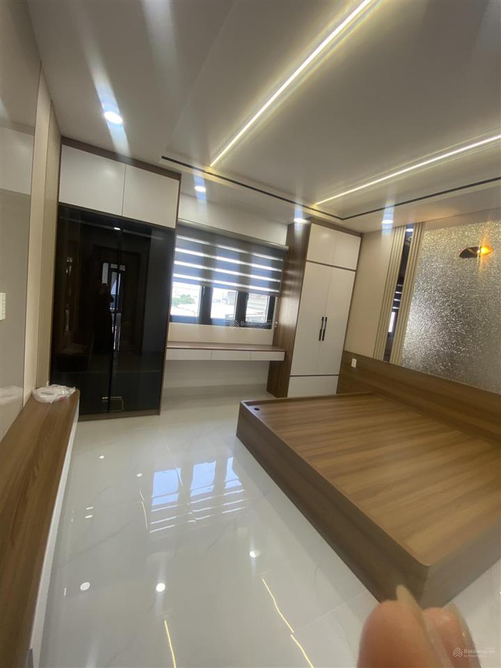 Bán nhà hương lộ bình tân 5 tầng 4x19m. 4pn 6tolet thang máy 450ky sổ vuông vức giá 9tỷ9
