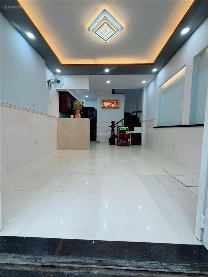 Bán nhà hxh ngay gò xoài bình tân giáp lê văn quới. 4 tầng 4,5x9. nở hậu 4pn không lộ giá 4ty4 tl