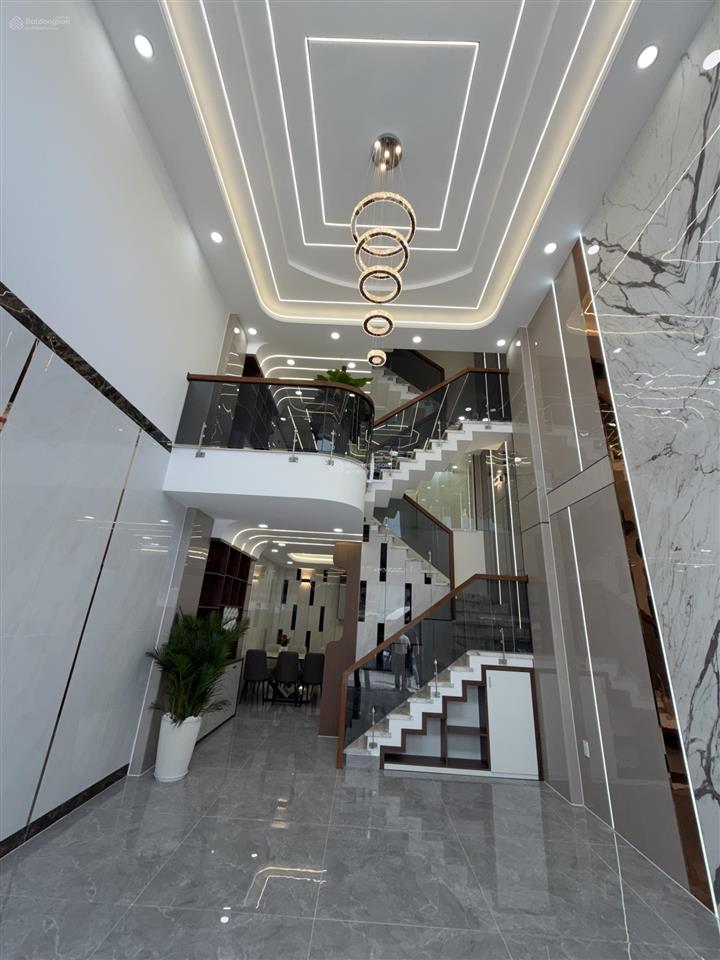 Bán nhà hương lộ 2 bình tân pbtđ hẻm 8m thông 5 tầng nhà mới đẹp 5x13m 5pn không lộ giới.
