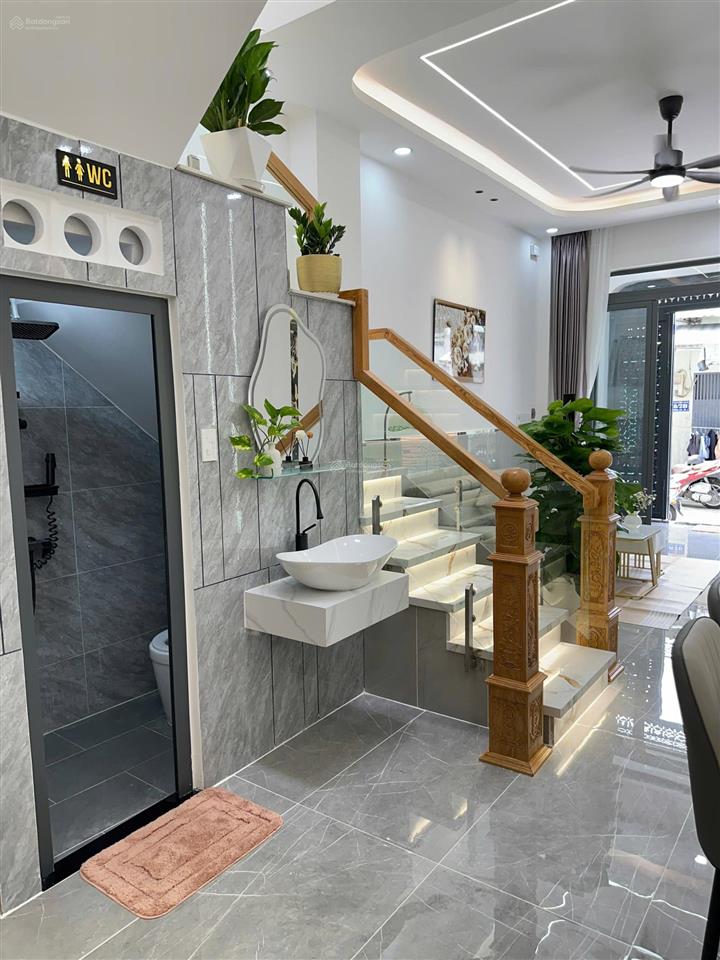 Bán nhà hxh ngay gò xoài vào xây 2 tầng dt 4x14m, 3pn nhà đẹp không lộ giới 5tỷ5