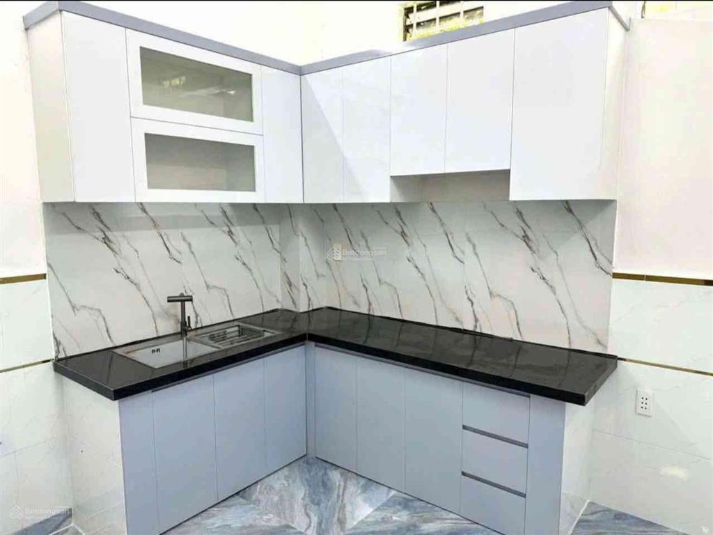 Bán nhà hxh 4 tầng hương lộ 2. 4x13m nở hậu không lộ giới sân thượng 3pn chỉ 2 căn ra mặt tiền