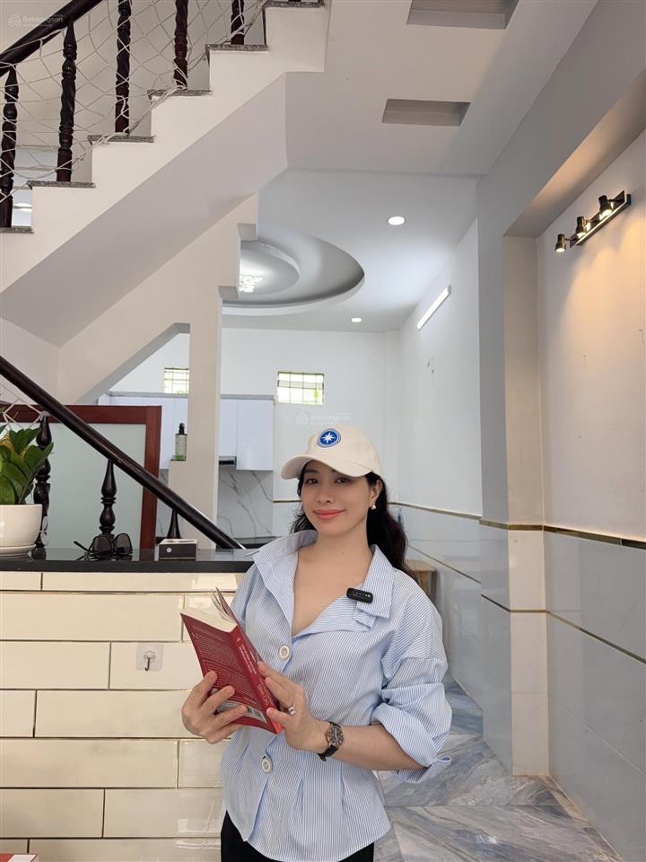 Bán nhà hxh 4 tầng hương lộ 2. 4x13m nở hậu không lộ giới sân thượng 3pn chỉ 2 căn ra mặt tiền