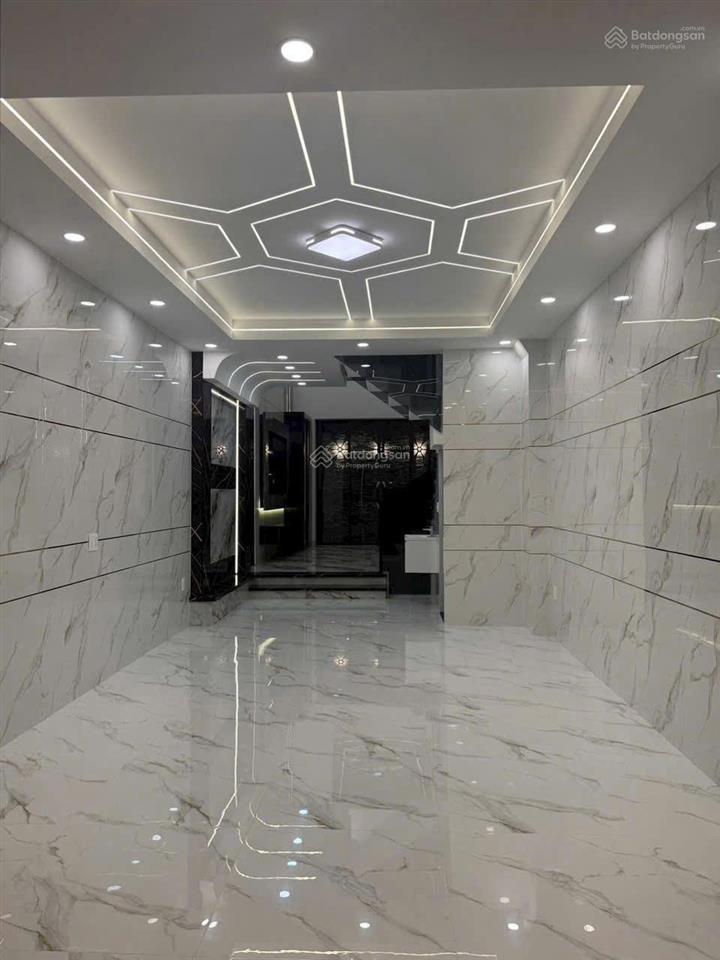 Bán nhà mt kinh doanh đẹp gò xoài bình tân 6 tầng dt 4x17m sân thượng. 5pn 6tolet có thang máy