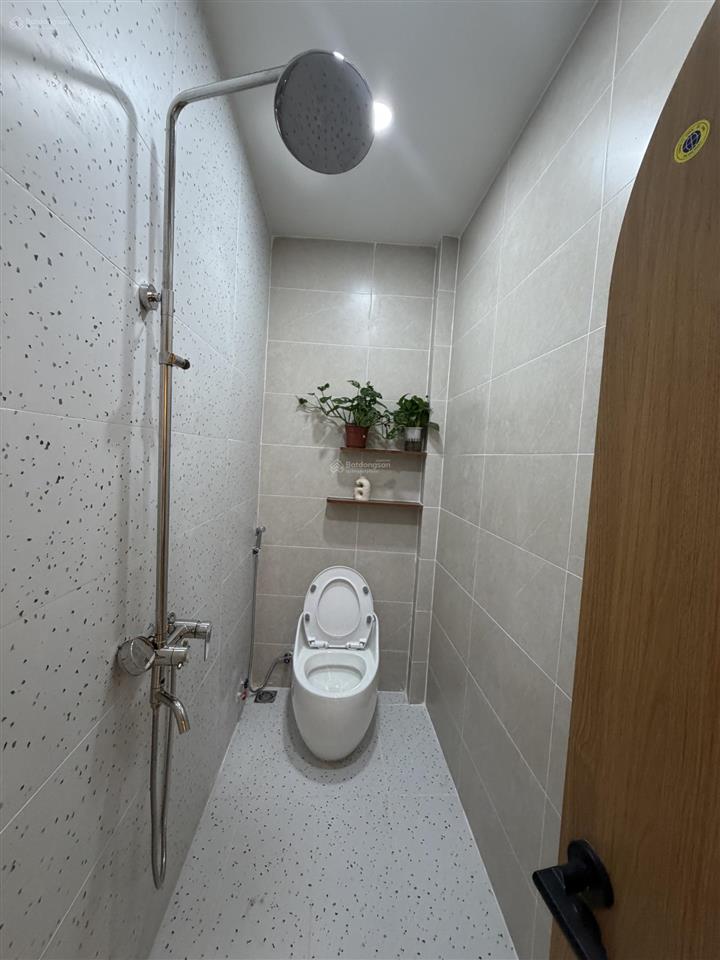 Bán nhà kế bên aeon tân phú diện tích 4x11m kết cấu trệt lầu sân thượng 3pn
vị trí gần uy b