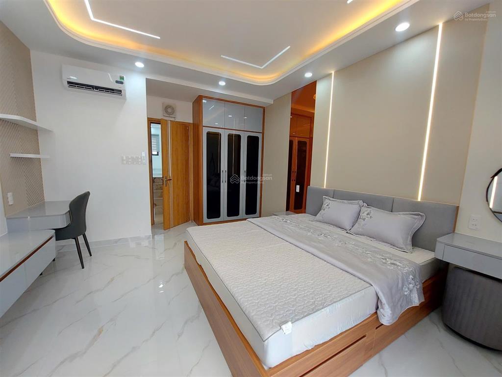 Bán nhà hxh lê trọng tấn 4x21m 5 tầng sân thượng thang máy 4pn 5tolet full nội thất không lộ giới .