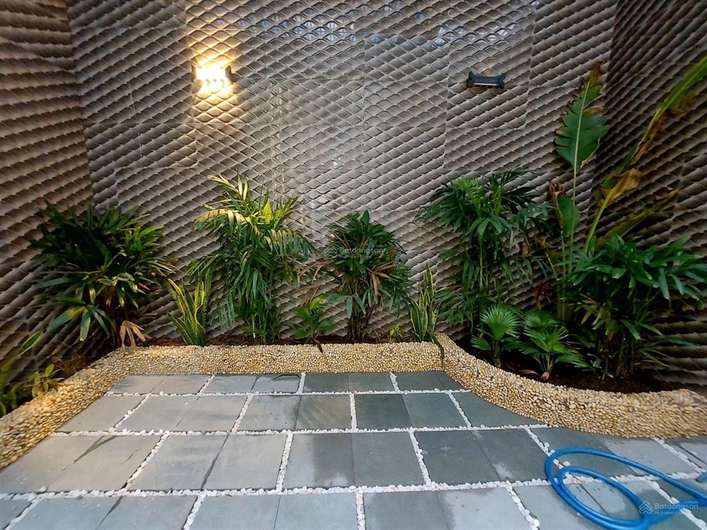 Bán nhà hxh lê trọng tấn 4x21m 5 tầng sân thượng thang máy 4pn 5tolet full nội thất không lộ giới .