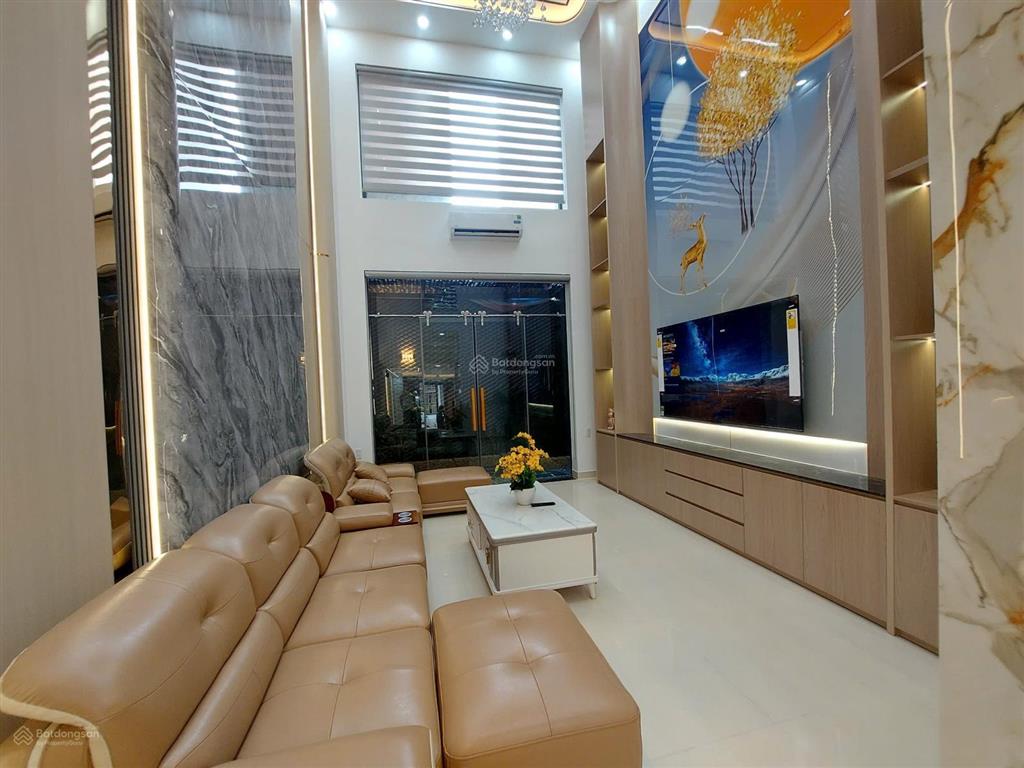 Bán nhà hxh lê trọng tấn 4x21m 5 tầng sân thượng thang máy 4pn 5tolet full nội thất không lộ giới .