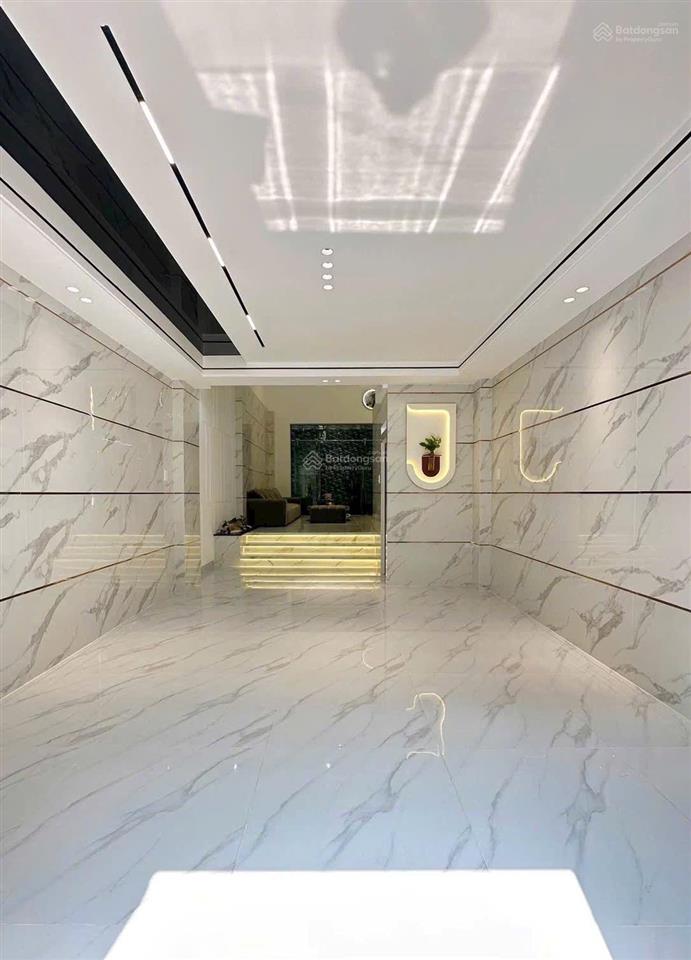 Bán nhà hẻm 8m khu đồng bộ lê văn quới. gần ngã tư bốn xã gia 8 ty hơn xíu xây 5 tầng dt 4x16m .