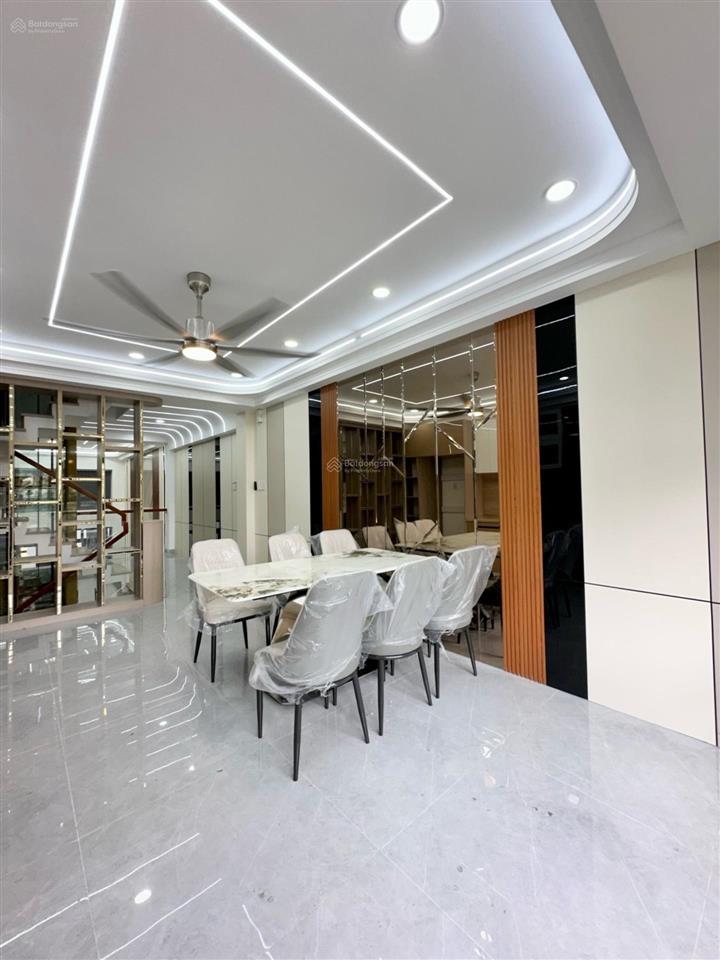 Bán nhà hương lộ 2/ 5 tầng thang máy 4x19m hẻm 8m không lô giới 5pn sân thượng khu đồng bộ sang xi