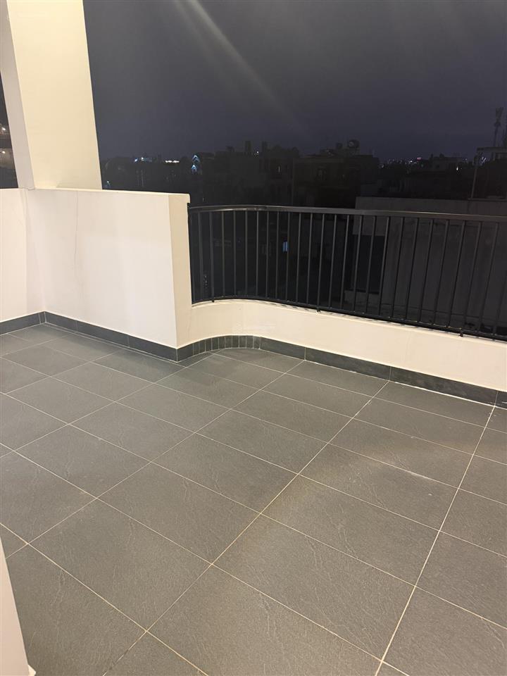 Bán nhà hẻm oto 4.5x15m mã lò lê văn quới bình tân 5 tầng 5pn lớn sân thượng full nội thất xịn .