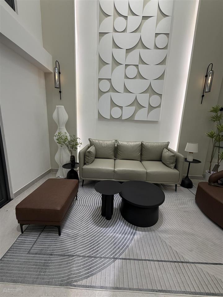 Bán nhà hẻm oto 4.5x15m mã lò lê văn quới bình tân 5 tầng 5pn lớn sân thượng full nội thất xịn .