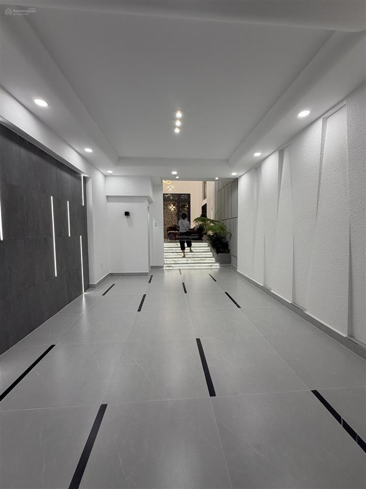 Bán nhà mt gò xoài bình tân đường 15m kinh doanh đỉnh 4x20. 4 tầng sân thượng 5pn sân thượng klg