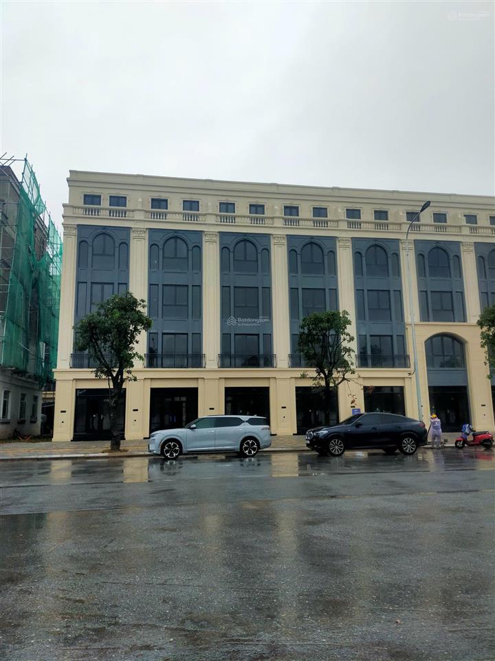 Bán liền kề 80m2 hướng đông nam da vinhomes cổ loa giá chỉ 26.x tỷ