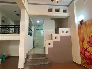 Hẻm 6m đường 3/2 q10, 6x12m, trệt 3 lầu, st, 6pn 7wc, phòng rộng 20m2, kd tự do, 40tr tl