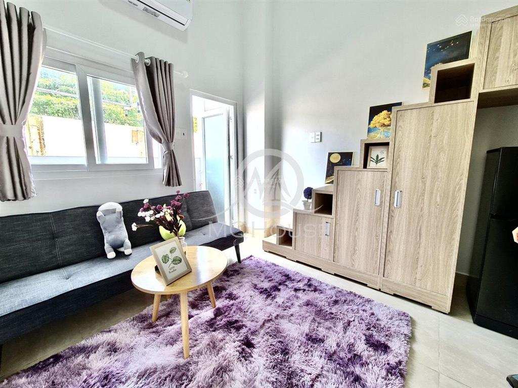 Căn hộ duplex ban công máy giặt riêng ngay đh văn hiến giáp q10