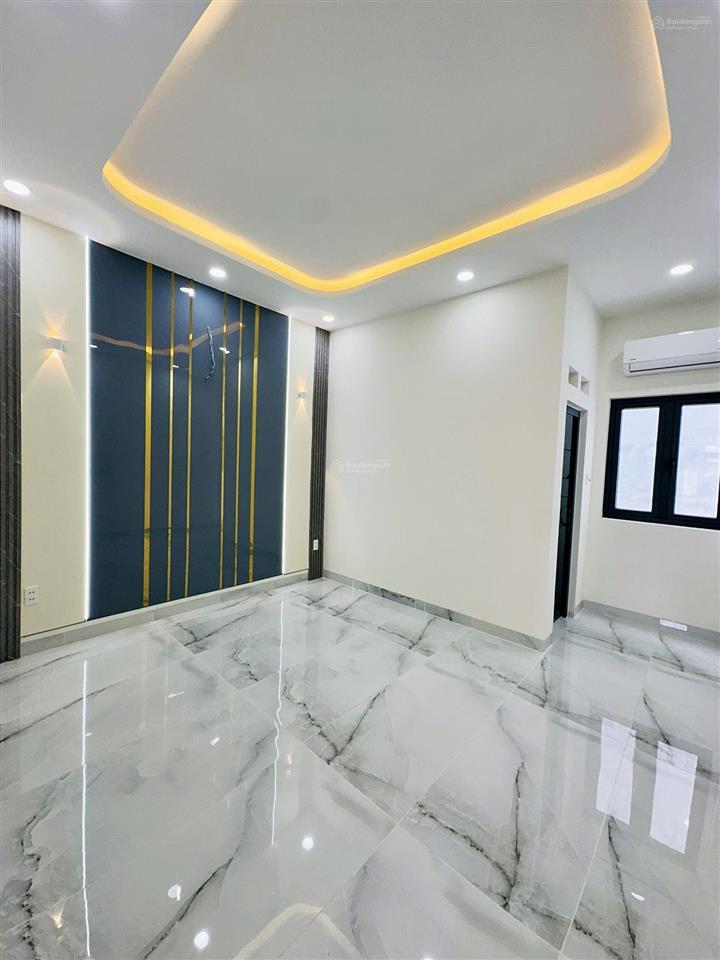 Bán nhà hxh khu đồng bộ nhà mới 5pn 5wc nhận nhà công chứng ngay
