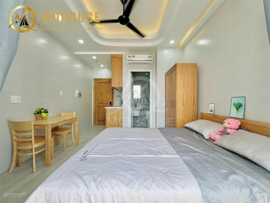 Căn hộ studio cửa sổ bancol máy giặt riêng ngay ngã tư bốn xã