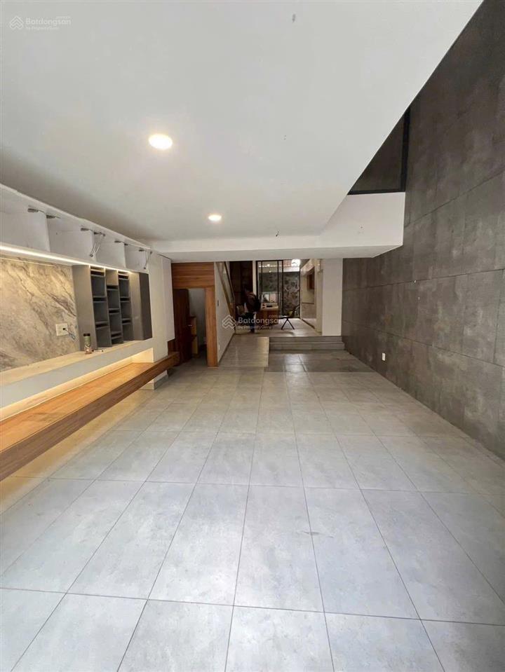 Nhà mới khu nội bộ vip có công viên 4pn 4pn 72m2