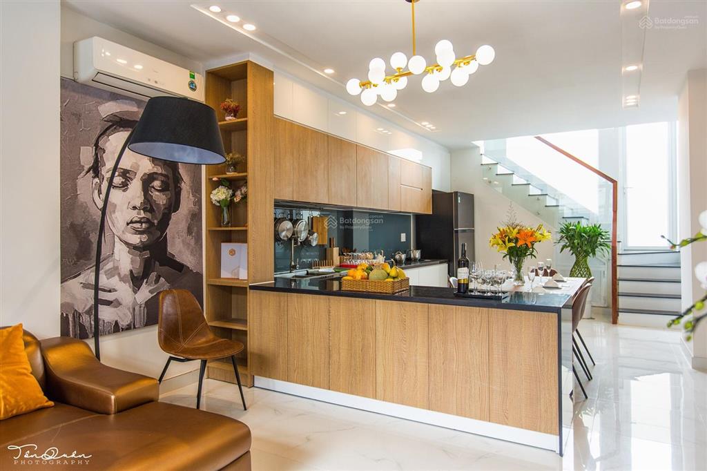 Siêu phẩm 6 tầng thang máy mặt tiền nguyễn văn trỗi, dt 6.1m x 20m, giá 35.5 tỷ