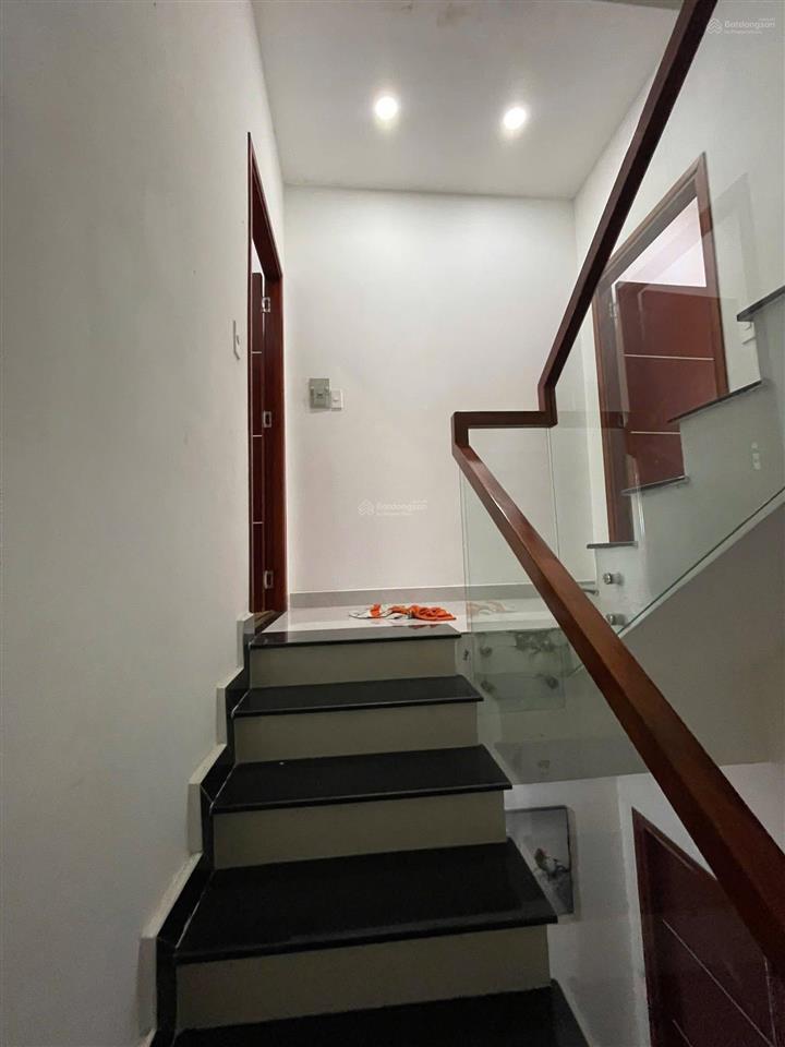 Nhà đẹp 5 tầng  âu dương lân, hẻm 4m thông  sổ a4  hoàn công 260m2  7pn  7wc