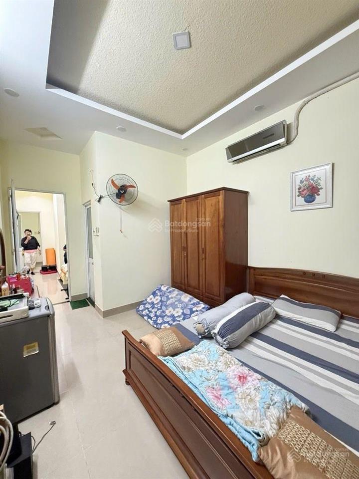 76m2 dương bá trạchẻm 4m thôngchĩ 20m ra mặt tiềnsổ vuông nở hậu4phòng ngũchĩ 2p có mặt quận 1