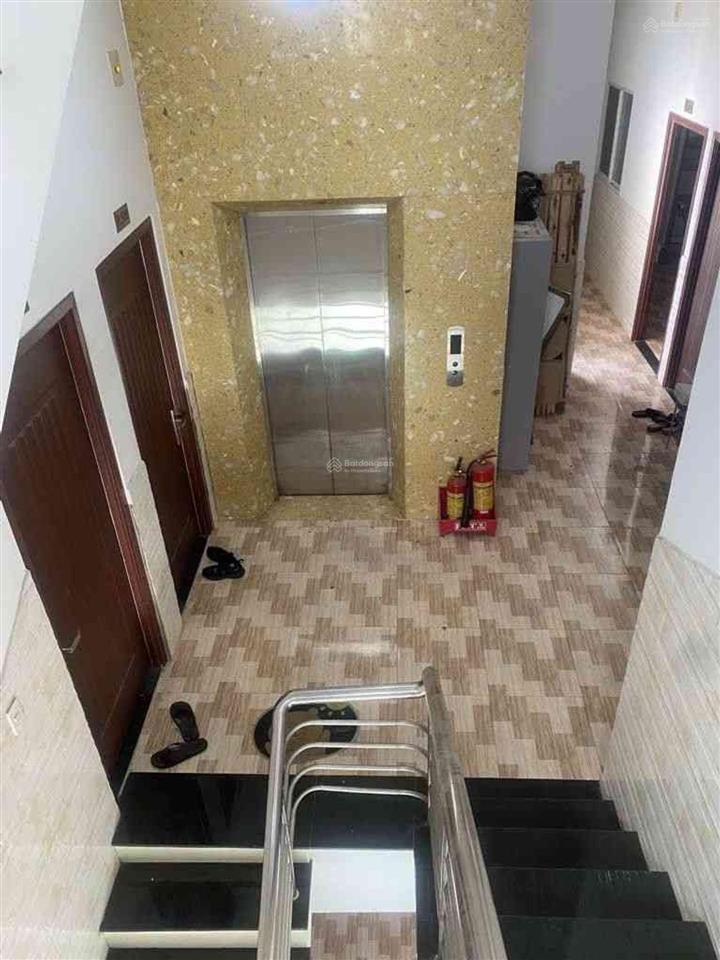 Bán tòa nhà chdv 7 tầng lầu  hàng xóm quận 1  hđ thuê 150tr/tháng mặt tiền chính đường rộng 40m