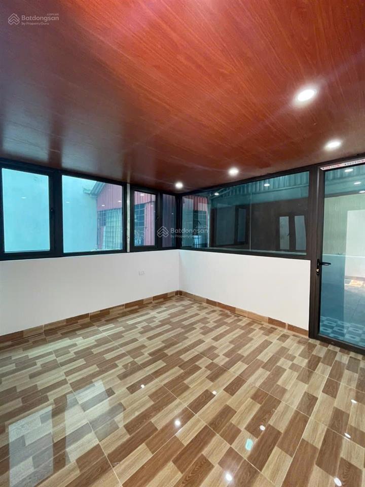Chính chủ bán nhà số 1 nghách 109d ngõ 409 kim mã  ba đình  hà nội. giá 3.5tỷ có thương lượng