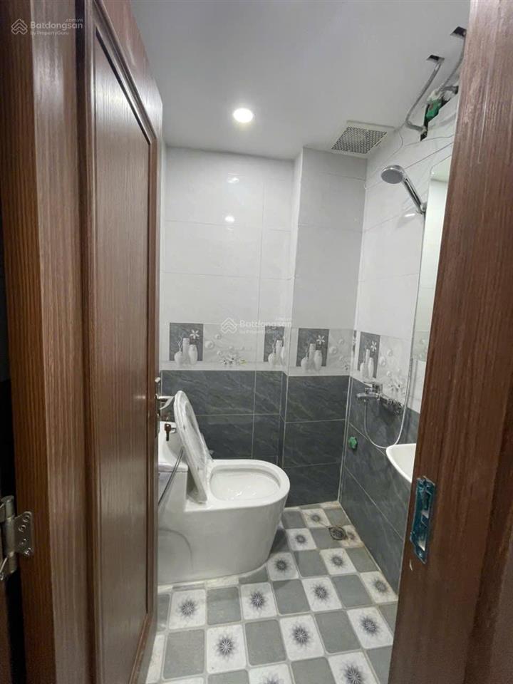 Chính chủ bán nhà số 1 nghách 109d ngõ 409 kim mã  ba đình  hà nội. giá 3.5tỷ có thương lượng
