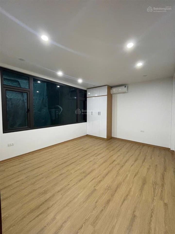 Chính chủ bán nhà số 1 nghách 109d ngõ 409 kim mã  ba đình  hà nội. giá 3.5tỷ có thương lượng