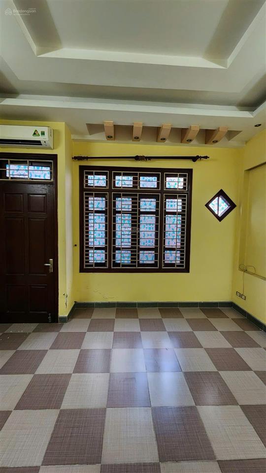 Cho thuê nhà ngõ 97 văn cao ba đình, 6 tầng. giá 21tr/th