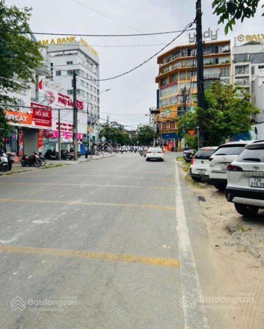 Bán nhà 3 tầng mặt tiền kinh doanh tôn đức thắng ngay ngã tư bà triệu, tp huế ngay gần vincom