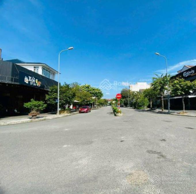 Bán nhà hàng 300m2 mặt tiền lê quang đạo khu kiểm huệ, tp. huế giá cạnh tranh thị trường chỉ 18.5 tỷ