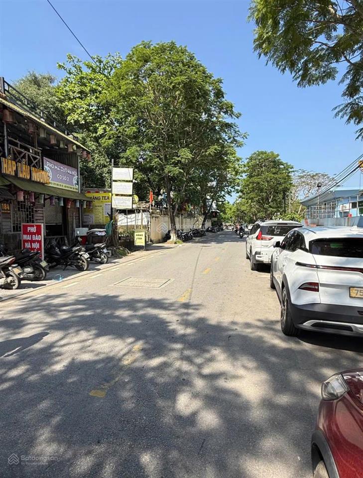 Bán nhà hai mặt tiền đường phan chu trinh  tp huế  hàng hiếm đang kinh doanh tốt giá chỉ 7.9 tỷ