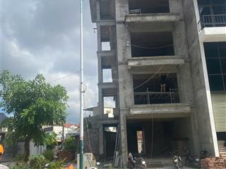 Cho thuê nhà 5 tầng phù hợp mở hàng ăn, ttta, quán cafe. vỉa hè cực rộng.  0387 998 ***