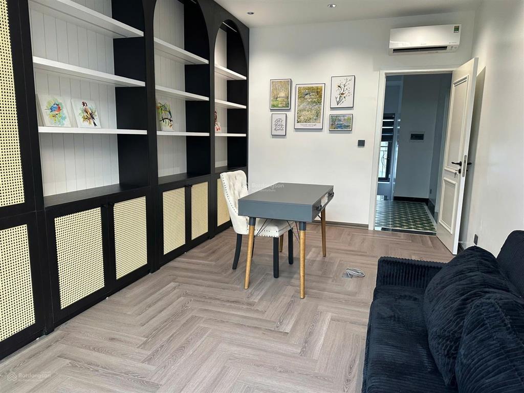 Cho thuê biệt thự liền kề vinhomes marina nội thất cực kỳ cao cấp có thang máy.  0388 181 ***