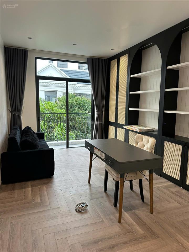 Cho thuê biệt thự liền kề vinhomes marina nội thất cực kỳ cao cấp có thang máy.  0388 181 ***