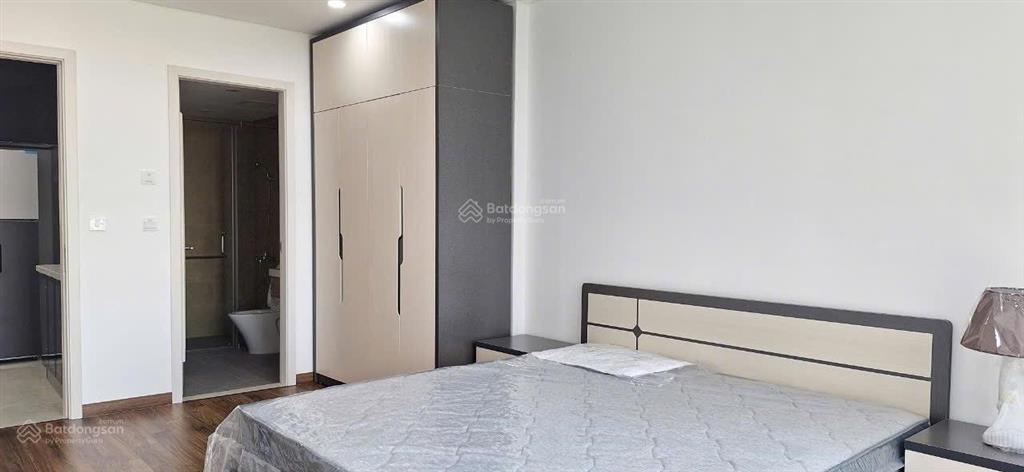 Cho thuê căn hộ 2pn diện tích to nhất the minato residence. ban công và phòng khách siêu rộng.